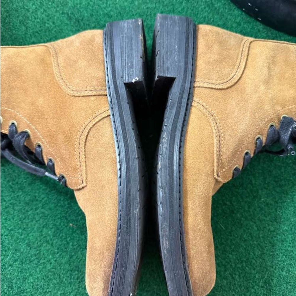 FRYE AND CO. Tan Suede Men's Boots - Picture 7 of 7